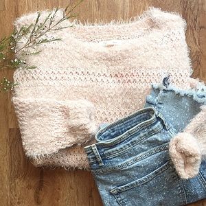JJ BASICS || Fuzzy Sweater